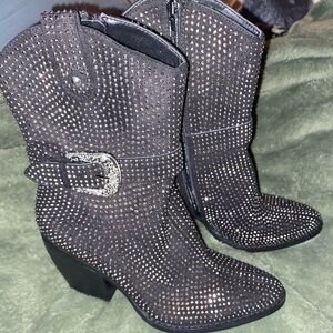 Studded Western Ankle Boots - Black 8